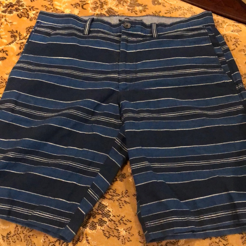BANANA REPUBLIC Shorts